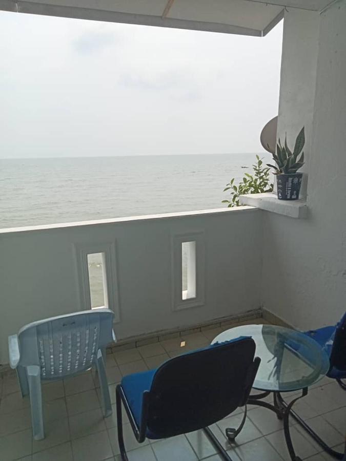 Seaview Corus Paradise Lagoon Taman Haji Zainal Jalan Pantai Batu 3 Apartment Port Dickson Exterior photo